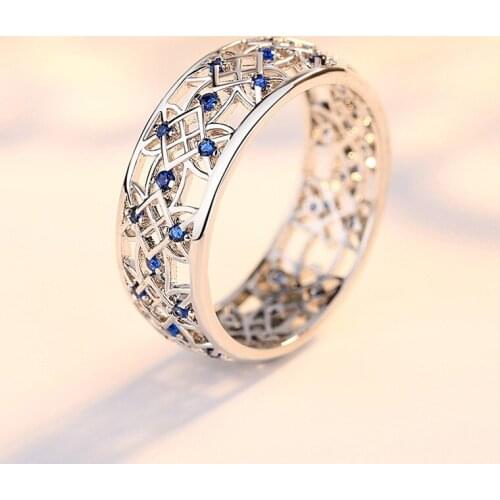 New AAA Cubic Zirconia Ring for Women Hollow Out Ring White Color Jewelry Fashion Popular Rhinestone Wedding Rings for Femal