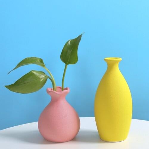 Nordic style creative minimalist desktop ceramic small vase living room hotel TV cabinet water planting flower arrangement