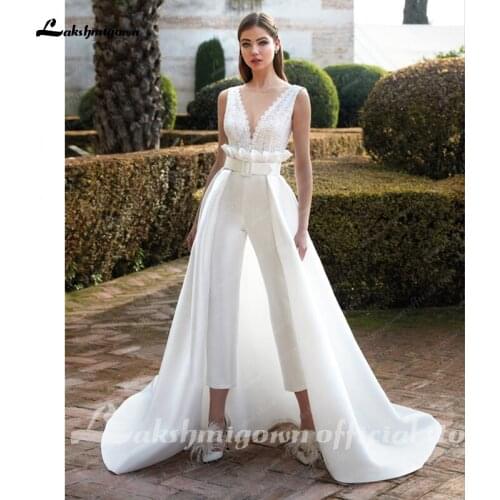V Neck Lace Jumpsuits Wedding Dresses With Detachable Train Floor Length Satin Sleeveless Simple bridal gown Vestido De Noiva