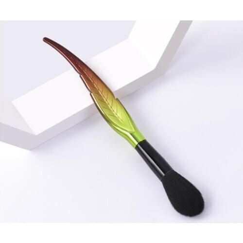 Single makeup brushes flame highlighter leaf brush beauty tool makeup brush