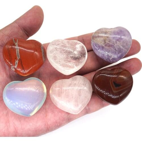 40*35MM Love Heart Shaped Stones Natural Quartz Crystal Carved Energy Chakra Massage Healing Reiki Palm Worry Gemstones Decor