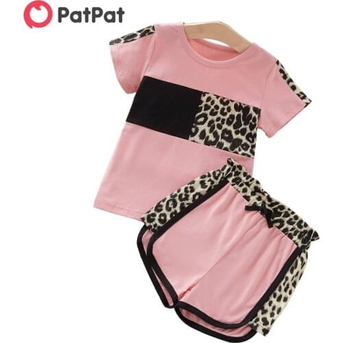 PatPat 2021 New Arrival 2-piece Baby/Toddler Boy Bow Plaid Top and Shorts Set