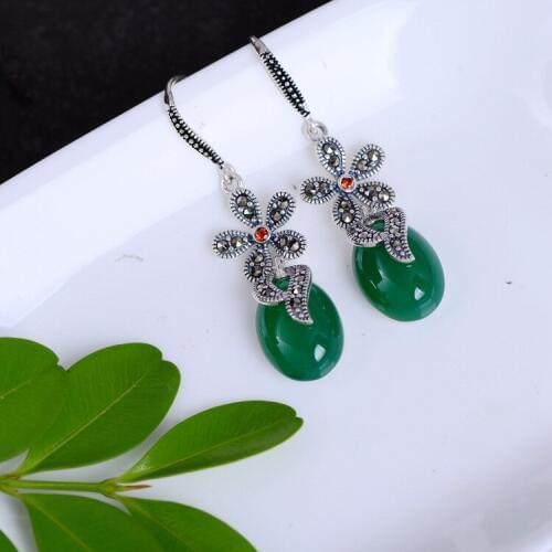 S925 silver inlaid with natural green chalcedony small flowers ladies silver earrings