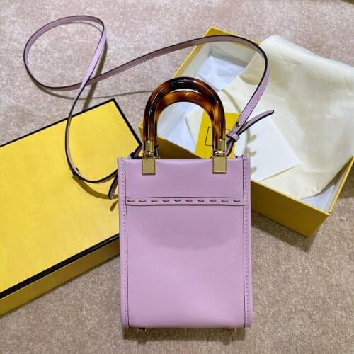 2021 Exquisite Mini Cute Design Womens Portable Messenger Bag, Unique Double Handle, High-Quality Leather, Beautiful To Carry