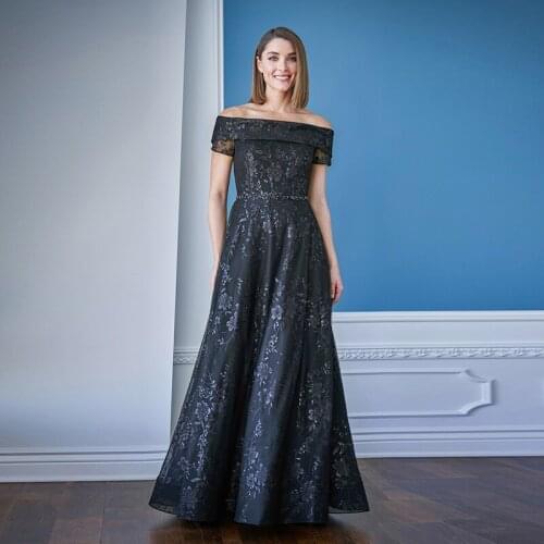 Wholesale Elegant Cabernet Sheath Long Sleeve Mother of the Groom Dresses V Neckline Beaded Pleated Wedding Party Gowns Back Out