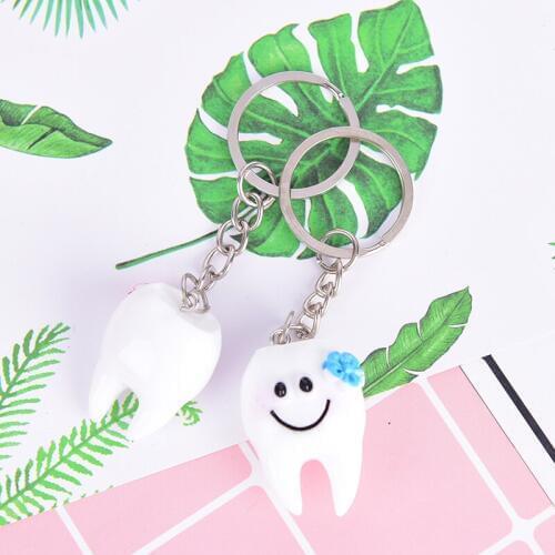 2Pcs/set Cartoon Dental Simulation Tooth Pendant Keychain Women Girls Bag Hanging Drop Accessories Gift