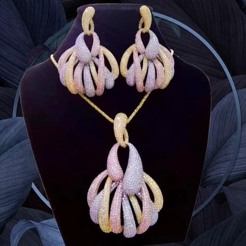 High Quality Noble Luxury Dubai 2PCS Big shell Pendant Earrings Necklace Jewelry Set Super Bridal Wedding Accessories