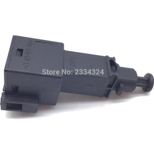 Brake Light Switch For VW Seat Skoda 1J0945511A 1J0 945 511A 1J0 945 511 A