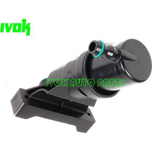 Brand New Right Headlight Washer Nozzle Headlamp Washers Jet for BMW E65 E66 7Serie 61677137402 7137402