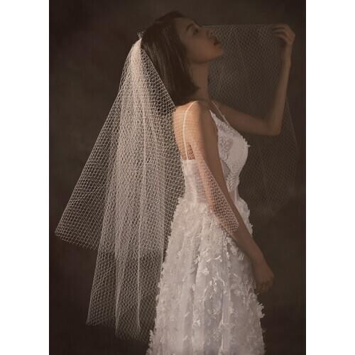 Bridal veil retro large mesh Milky white veil wedding accessories bridal headdress Two-Layer veil with haircomb