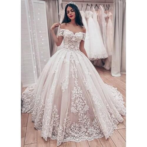 Gorgeous Lace Ball Gown Wedding Dresses Sweetheart Off The Shoulder Appliques Lace Up Back Muslim Bride Wedding Gowns
