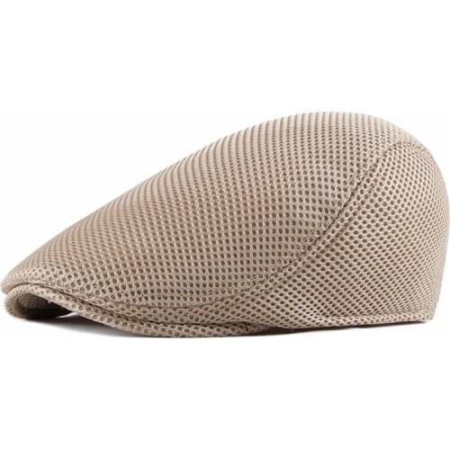 2021 polyester Spring Summer fashion joker solid color mesh Newsboy Caps Flat Peaked Cap Men and Women Painter Beret Hat 122