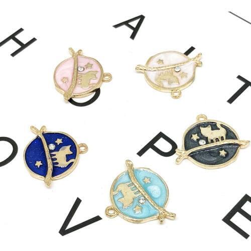 10pcs/lot Moon and Cat Enamel Charms Drop Oil Charms Pendant Golden Tone Round Metal Finding Earring DIY Jewelry Accessory YZ006