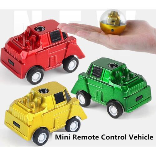 Children Mini-alloy Gravity Sensor Two-way Infrared Remote Control Vehicle Portable Round Remote Control Vehicle Model Toy Gift