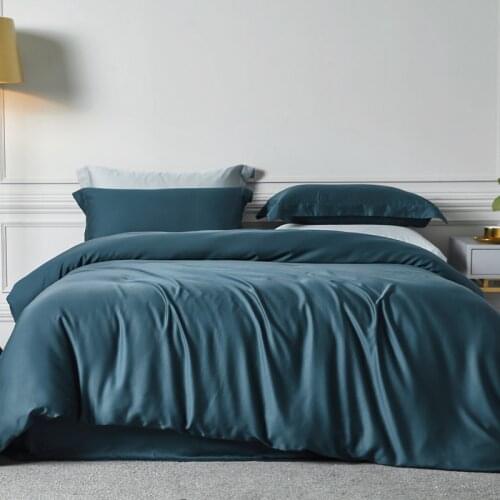 FLOWERS AND CAKES Silk Bed Linen