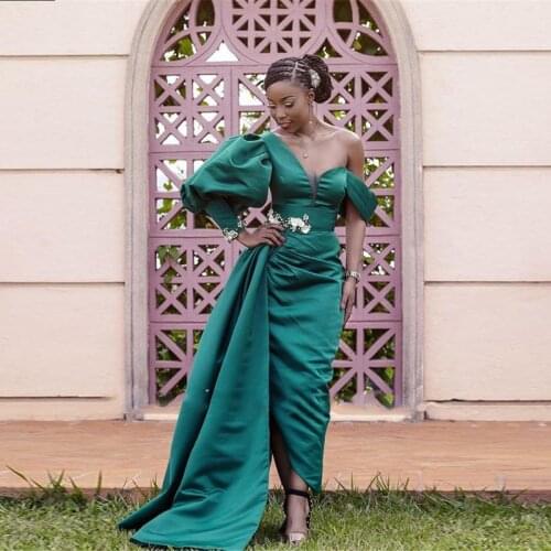 Dark Green Off The Shoulder Prom Dresses Satin Puffy One Long Sleeve Evening Gowns 3d Appliques Sweep Train Aso Ebi Party Dress