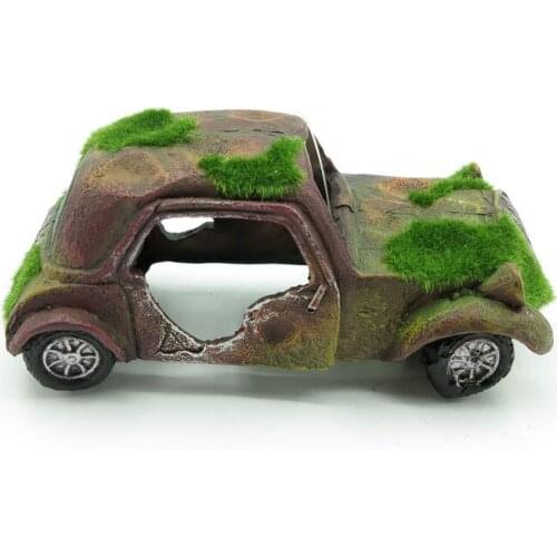 1pcs Fish Tank Decoration Landscaping Resin Moss Old Car Aquarium Decoration Wreck Car Terrarium Reptile Ornament Accessories