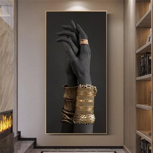 Black Hands Holding Gloden Jewelry Canvas Paintings On the Wall Art Posters And Prints Black Hands Model Art Pictures Home Decor