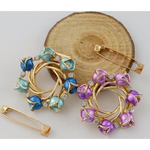 Fashion Clear Crystal Rhinestone Gold color Chinese Flower Brooch Pin Jewelry Fashion For Women Scarf Charming Brooches
