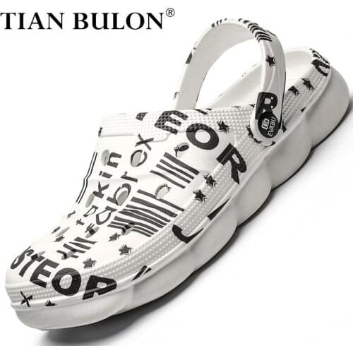 Summer Unisex Hole Clogs Slip-on Lightweight Slippers Mens Anti-slip EVA Sandals Beach Water Shoes For Couple Zapatos Hombre