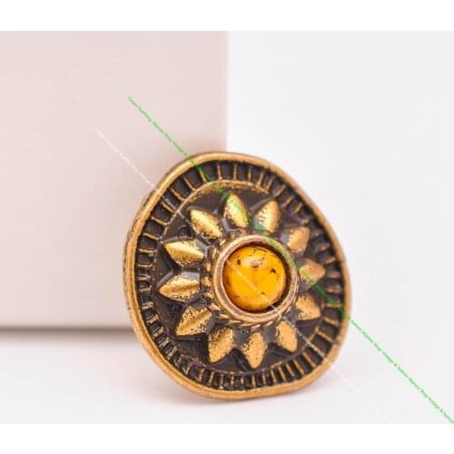 10Pcs 19*18mm Vintage Brass Japan Style Star Sun Flower Yellow Turquoise Conchos for Leathercraft Belt Wallet Purse Ornament