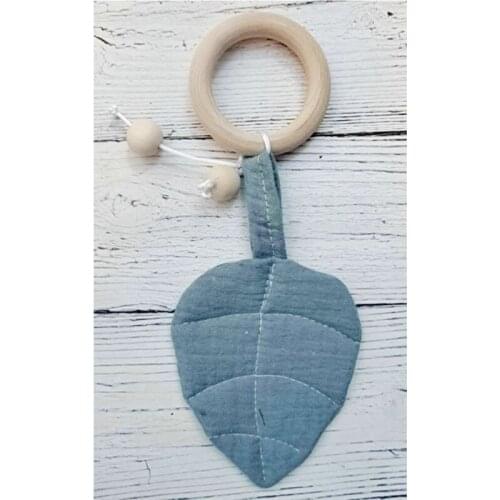Baby Wooden Teether Ring DIY Leaf Shape Chewing Teething Nursing Soother Molar 63HE
