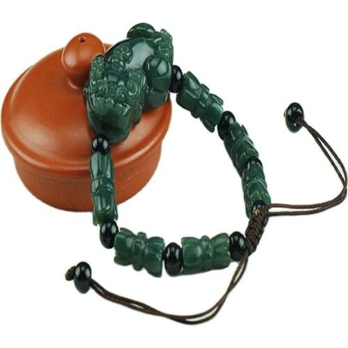 China Hand Engraving Hetian Jade Qingyu Pi Xiu Round Bead Bracelet Handstring