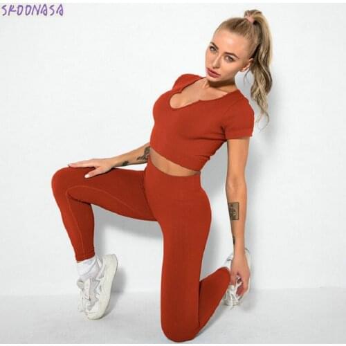 Fitness yoga sportswear professional running seamless fitness bra trousers comfortable and breathable sportswear two-piece suit