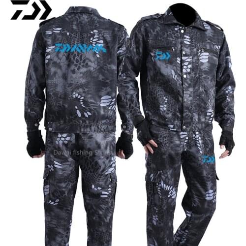 Daiwa Men Suit For Fishing Clothing Tactical Camouflage Fishing Clothes Windproof Durable Thermal Outdoor Clothes Fishing Wear