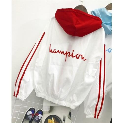 Womens Casual Sunproof Windproof Jacket Hooded Coat Spring Autumn Thin Tourism Mountain Windbreaker Jackets Female BF Wind