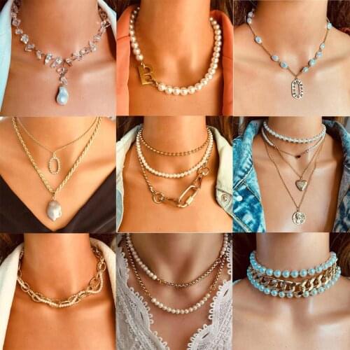 Women Retro Multilayer Pearl Geometric Pendant Necklace Fashion Hip Hop Punk Ladies Metal Statement Gothic Cool Fashion Jewelry