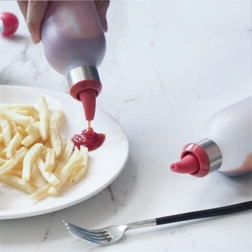 2 Pcs 450ml Kitchen Plastic Squeeze Bottle Condiment Bottles Sauce Vinegar Dispenser Squeeze Bottle