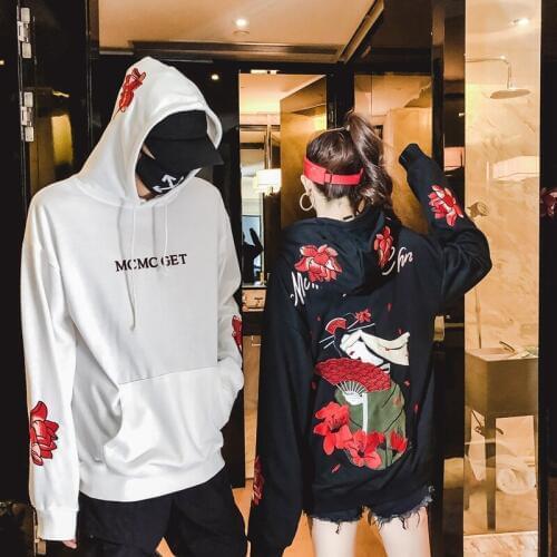 Thenew fall/winter 2018 hoodie for female students