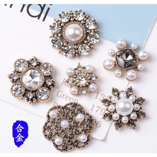 DIY Handmade Jewelry Making wholesale 10pcs Anti-gold color New fashion Alloy Material Crystal Pearl Flower Shape charm