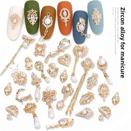 2 pieces of high quality 3D metal zircon nail art jewelry Decoration top crystal nail pearl pendant diamond Amulet