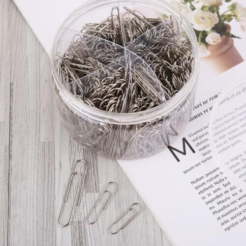 700Pcs 28mm/1.10in 33mm/1.30in 50mm/2.0in Paper Clip With 6-Grid Storage Case Photo Clip Bookmark DIY Decor School Stationery
