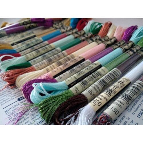 1pcs-8meter you choose color fluorescent Effects Glow-in-thedark E940 metallic thread cross stitch DMC floss embroidery DIY