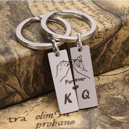 2pcs/Pair Engraved King Queen Forever Love Keyring Keychains Gift For Couples
