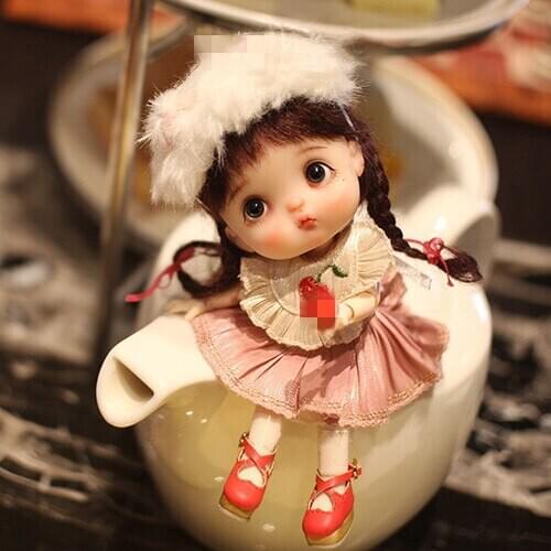 OB11 doll shoes are suitable for 1/12 size stylish versatile woodgrain platform shoes love hollow shoes red yellow and brown