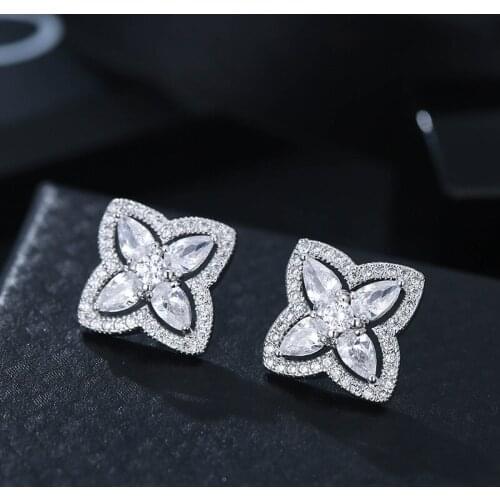 Fashion OL Earring Copper Diamond Jewelry Fresh Four-leaf Clover Female Earrings Zircon Earrings Accessories