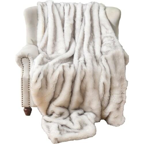 Luxury Faux Fur Fox Blanket European Fluffy Shaggy Sofa Blankets Bed Bed Bedspread Winter Warm Bedding Sheet Cozy Throw Blanket