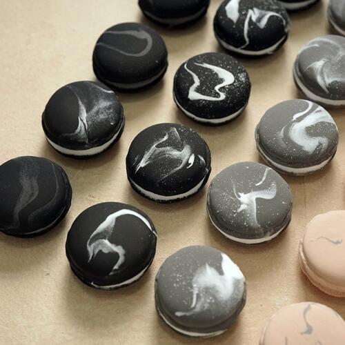 Fake Macarons Artificial Food Simulation Cake Dessert Marbled INS Photography Props White Wedding Decoration