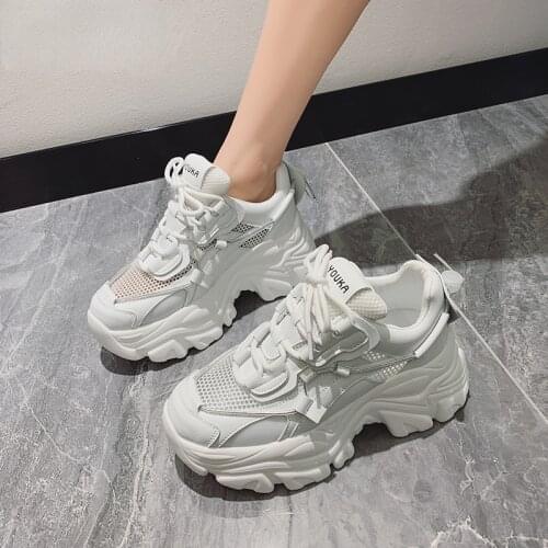 2021 Spring Women Chunky Sports Sneakers Fashion Solid Color Platform Shoe Lace Up Breathable Mesh Women Casual Vulcanize Shoes