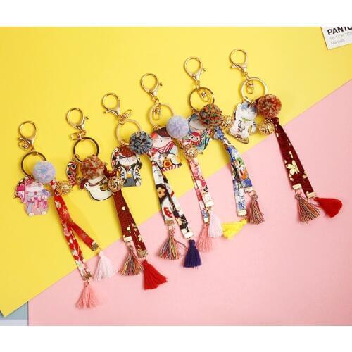 Tranditioal Kimono Maneki Neko Lucky Cat Fat Fortune Cat Keychain Fur Ball Key Chain Ring Car Bag Pendent For Women D366
