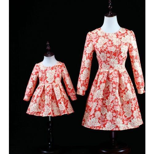 Mother Daughter Dresses Princess Wedding Clothes 2018 Summer Matching Family Outfits Mommy and Me Mama Baby Dress Clothes Autumn