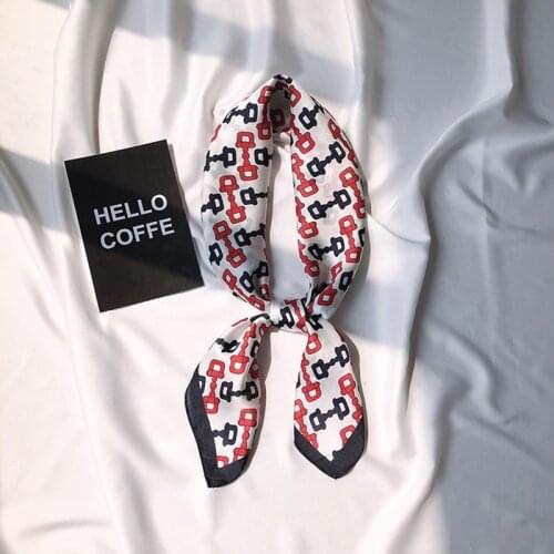 Yishine 2021 New Chain Pirnting 70*70cm Multi Use Luxury Women Square Scarf Hajib