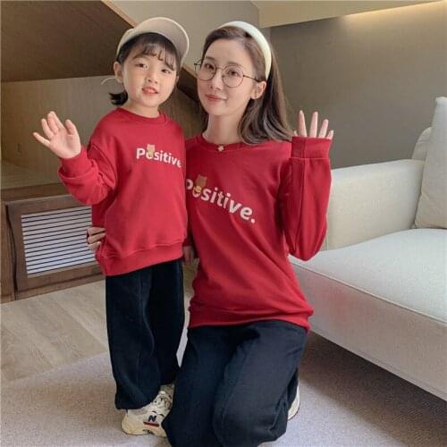 2021 autumn and winter parent-child wear bear childrens sweater mother and daughter mother and child wear