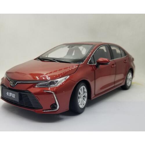 1:18 Diecast Model for Toyota Corolla 2019 Red Sedan Alloy Toy Car Miniature Collection Gifts Hot Selling Altis