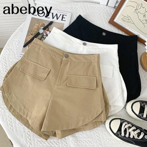 Fashion versatile solid color Shorts pocket decoration high waist split casual wide leg Shorts 2021 New Summer Women