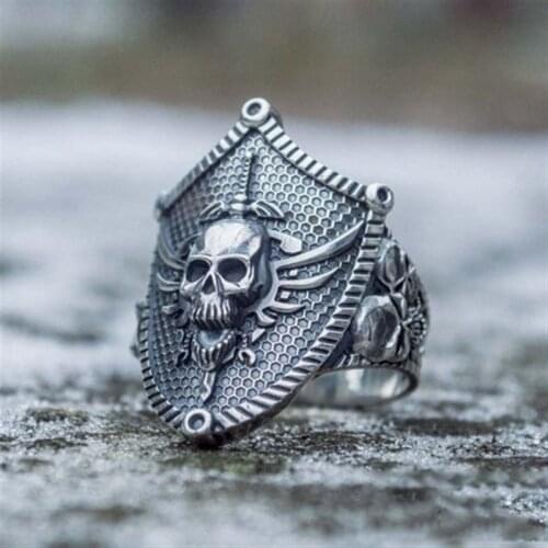 New Retro Warrior Sword and Shield Inlaid Skull Ring Mens Ring Fashion Vintage Ring Accessories Party Jewelry